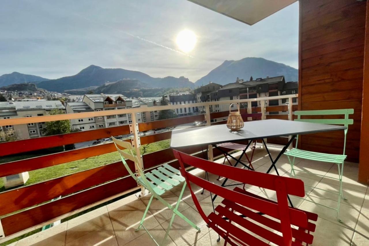 Flat Appartement 43 M With Balcony In Briancon Bagian luar foto