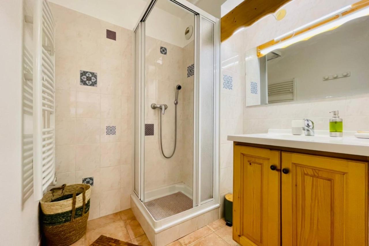 Flat Appartement 43 M With Balcony In Briancon Bagian luar foto